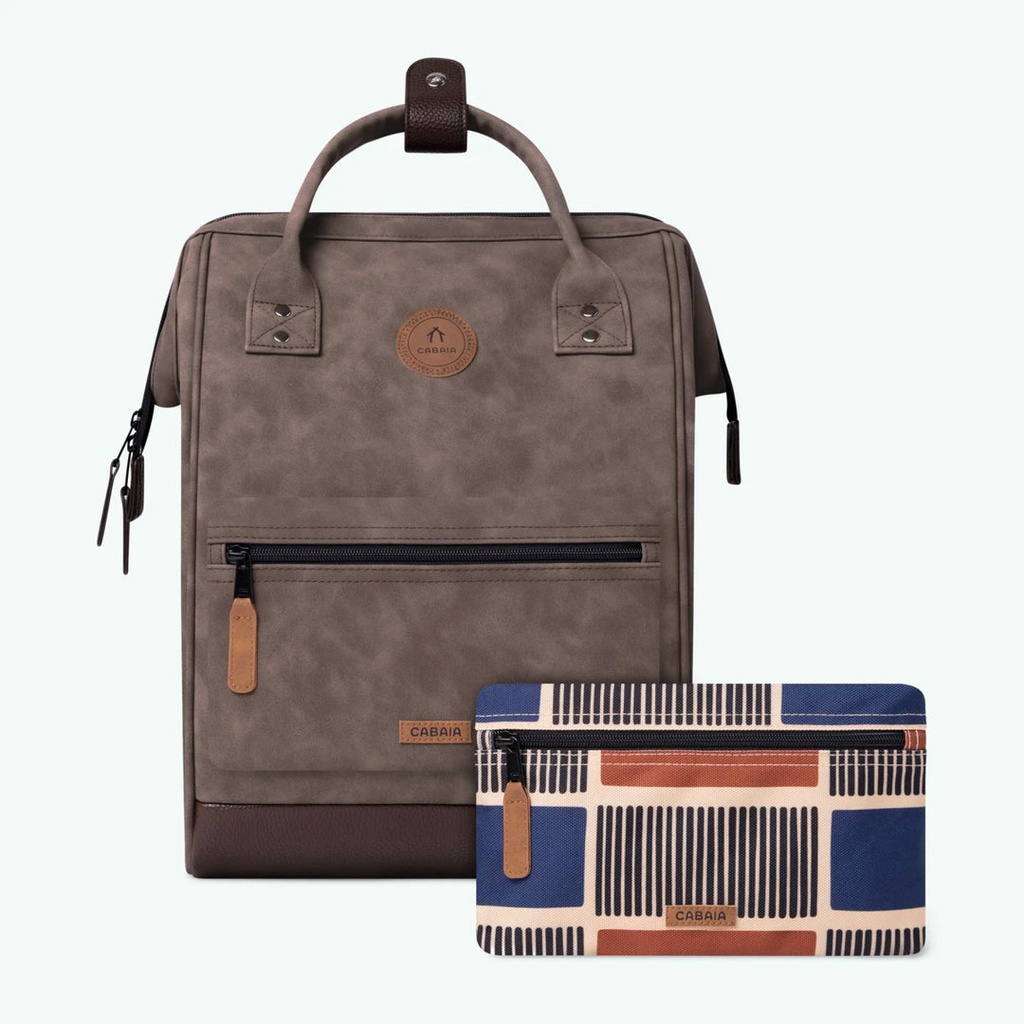 Adventurer M - Papeete
